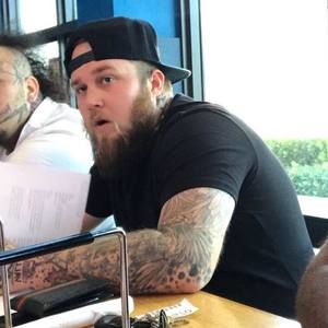 Meet your Posher, Tim